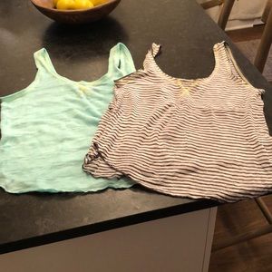 Set of two knit tank tops